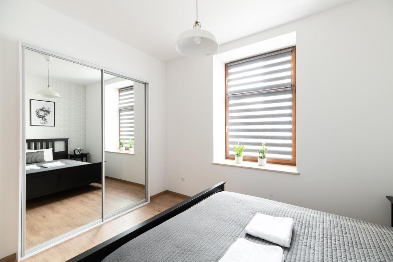 Neo Unique & Bright Apartments, Free Parking, 15Min Old Town & Kazimierz - By Homelike クラクフ エクステリア 写真